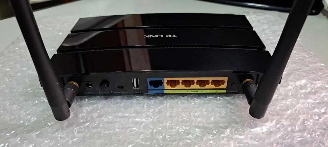 TP-Link TL-WDR3500 (testbed gateway)