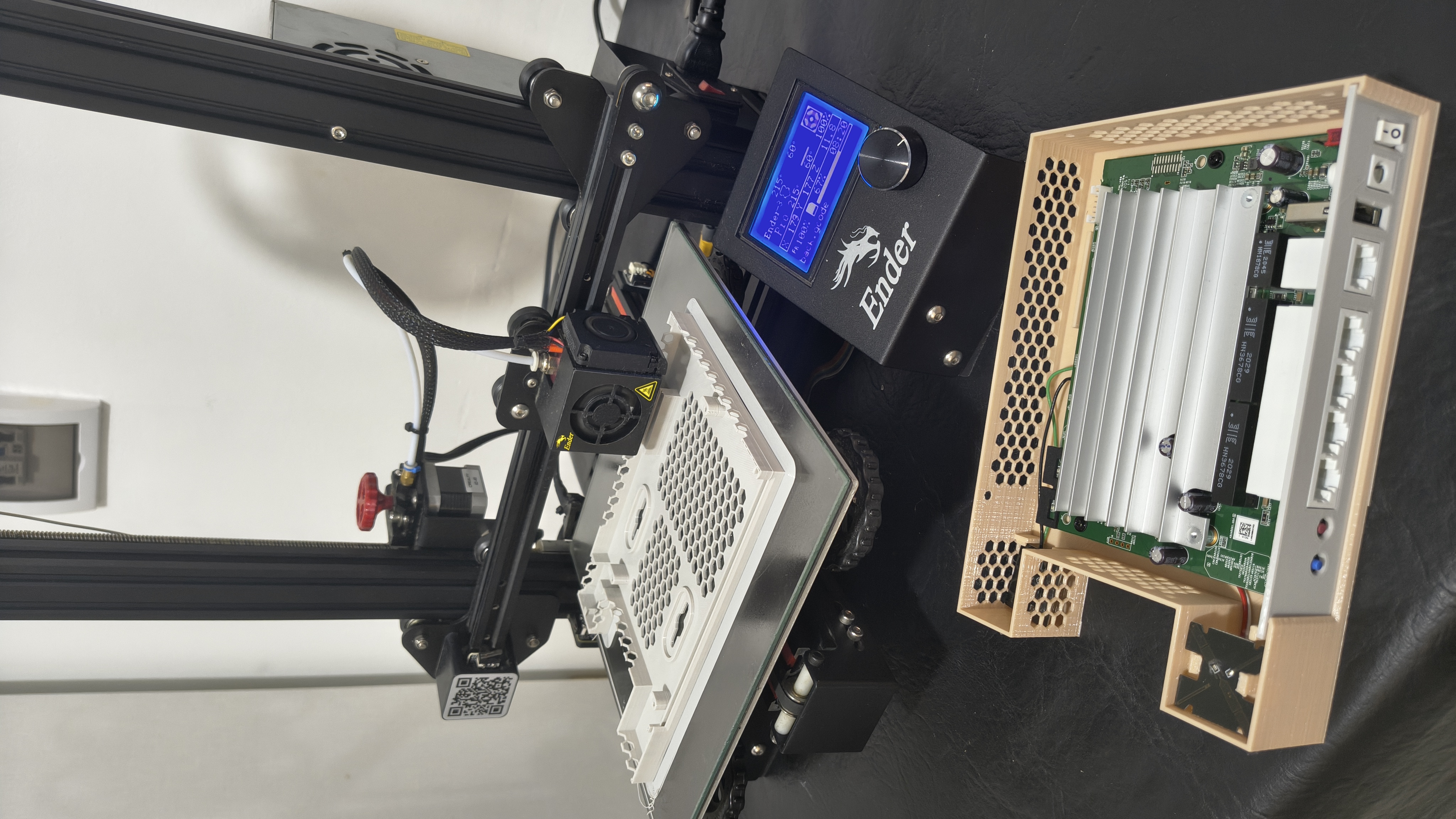 Adapted Belkin base in rack